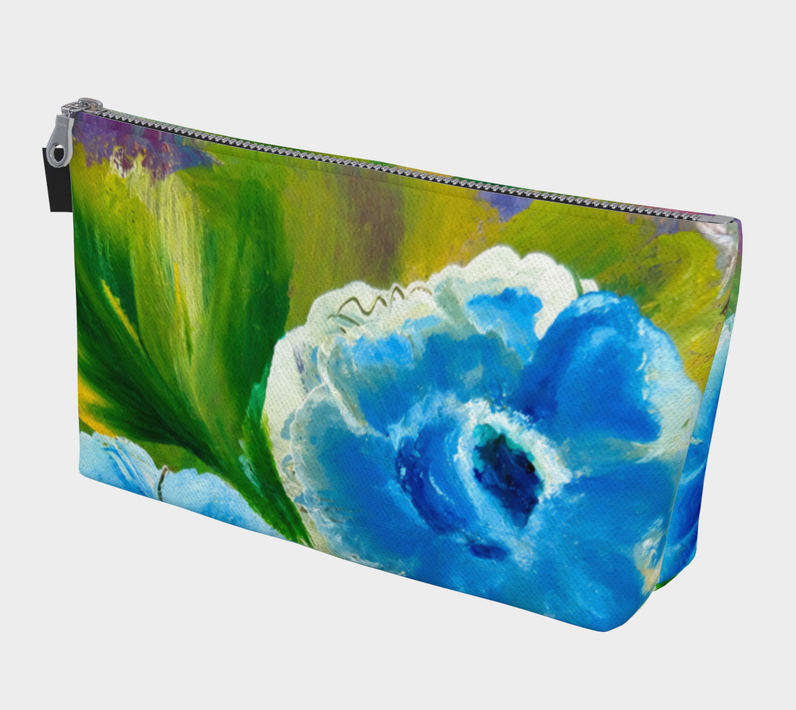 UNFRAMED™ Nila makeup bag